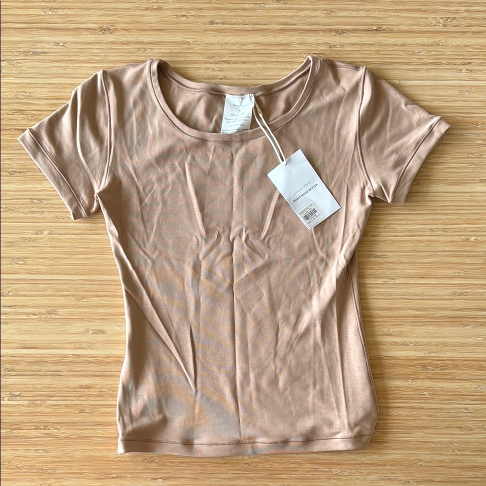 Savannah Morrow Essential Tee Clay